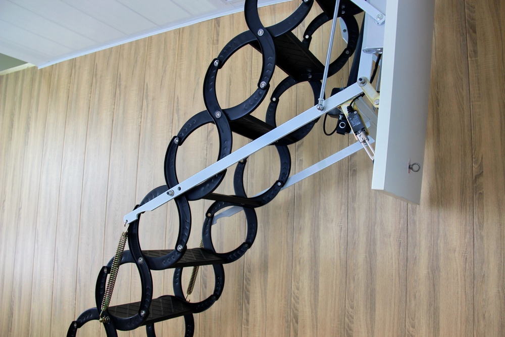 Лестница ножничная металлическая LOFTSTEP LCS-E (CH) 70х120х300см Fakro купить в Санкт-Петербурге