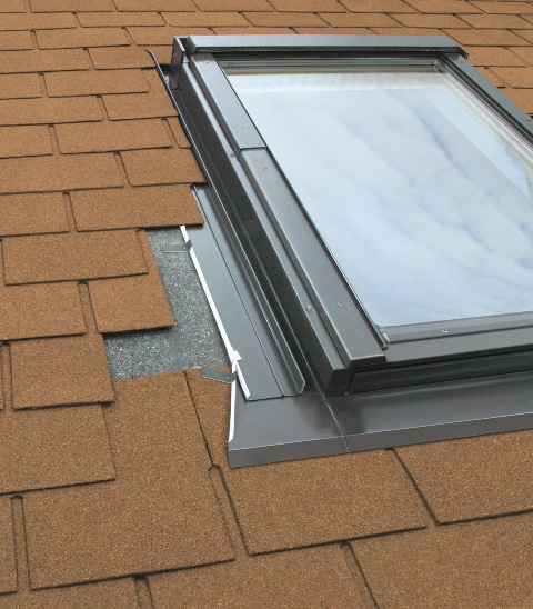 Оклад Fakro ESV 78х118см (плоское кров.покрытие) для мансардных окон Факро купить в Санкт-Петербурге