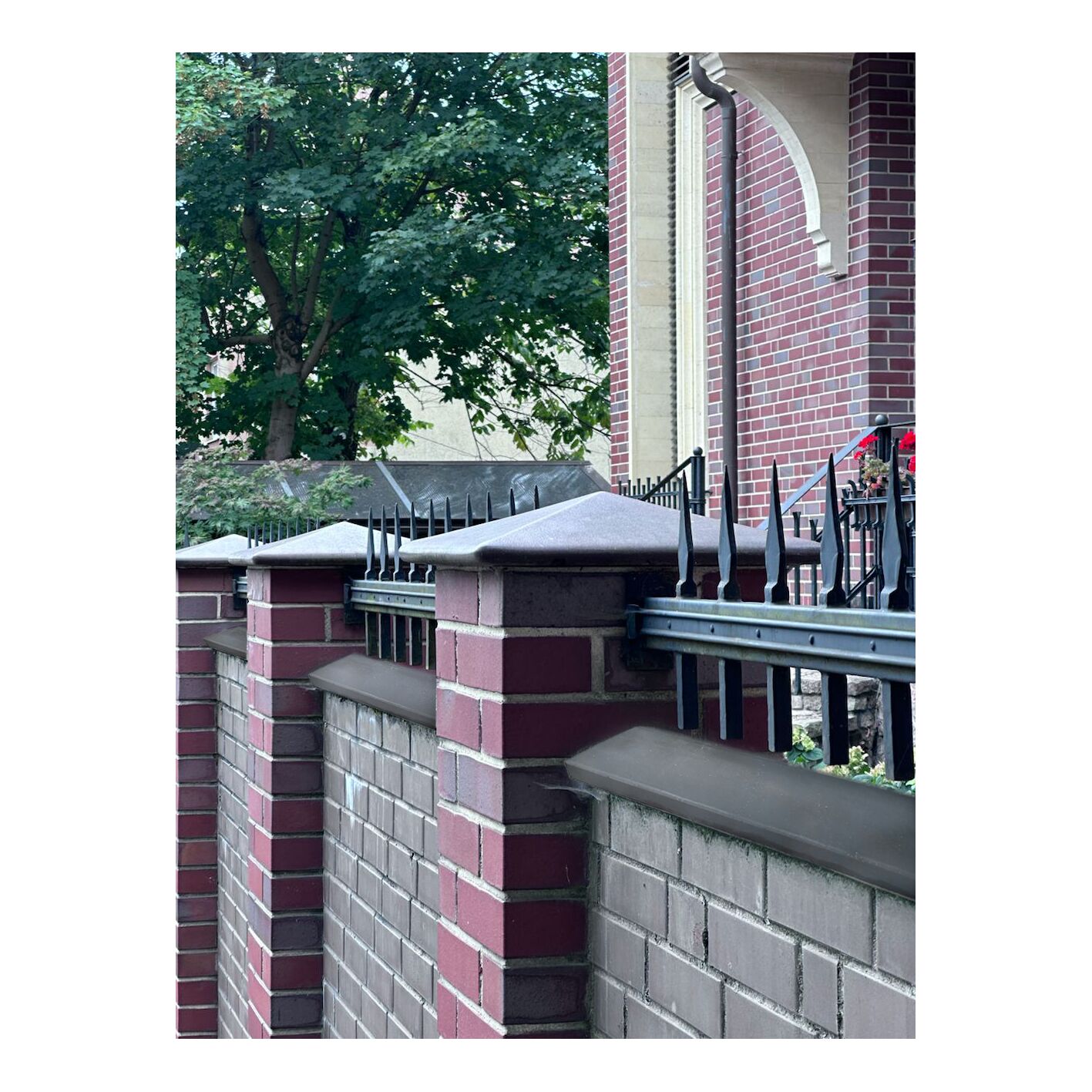 БЕТ-А Оголовник пролетный 620х180х50мм 8017 (коричневый) 100шт/пд купить в Санкт-Петербурге