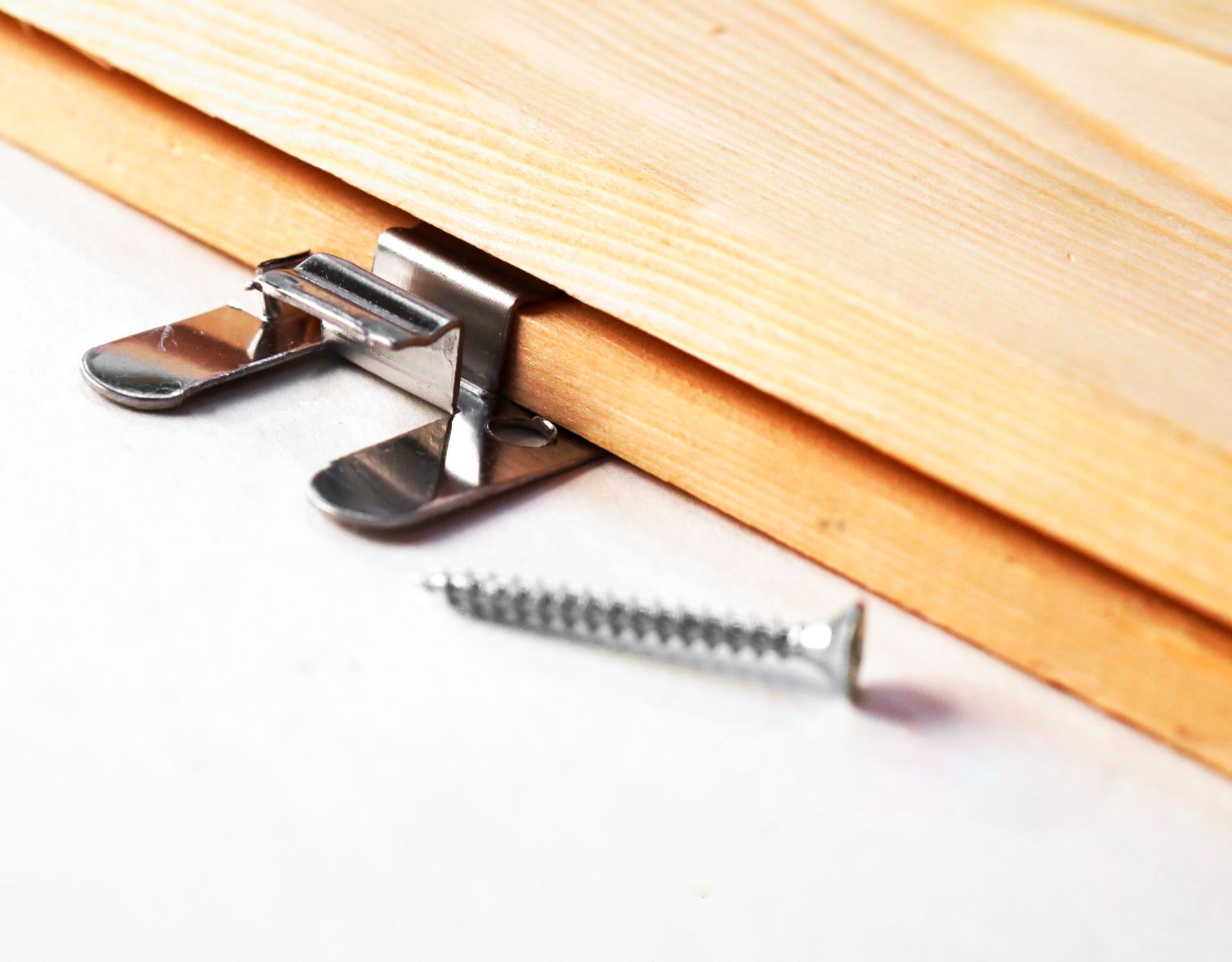 Комплект БлицПланк Доска террасная Лиственница 28х95х2000мм-5шт с ОЦ крепежом д/деревянной лаги купить в Санкт-Петербурге