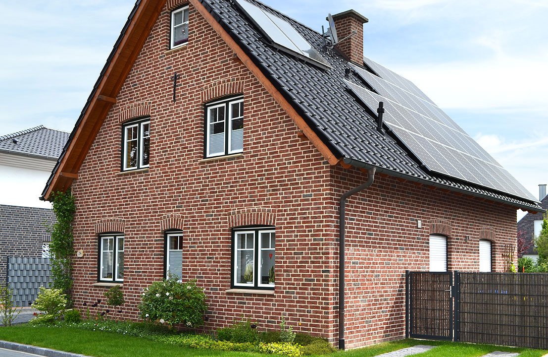 Плитка FORMBACK hellrot-bunt NF 240x14x71мм Querenstede Roben купить в Санкт-Петербурге