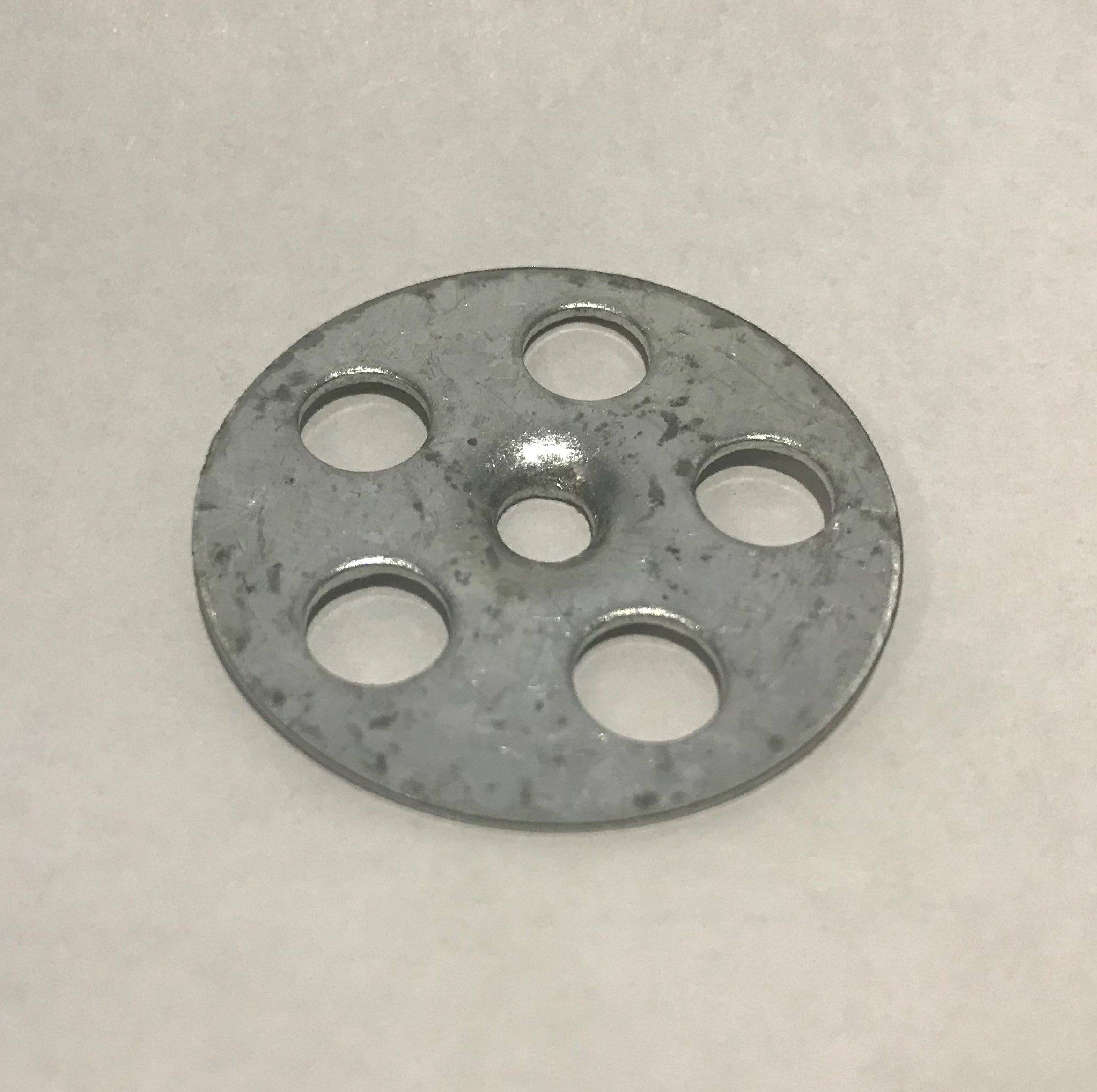 Шайба металлическая перфорированная купить в Санкт-Петербурге