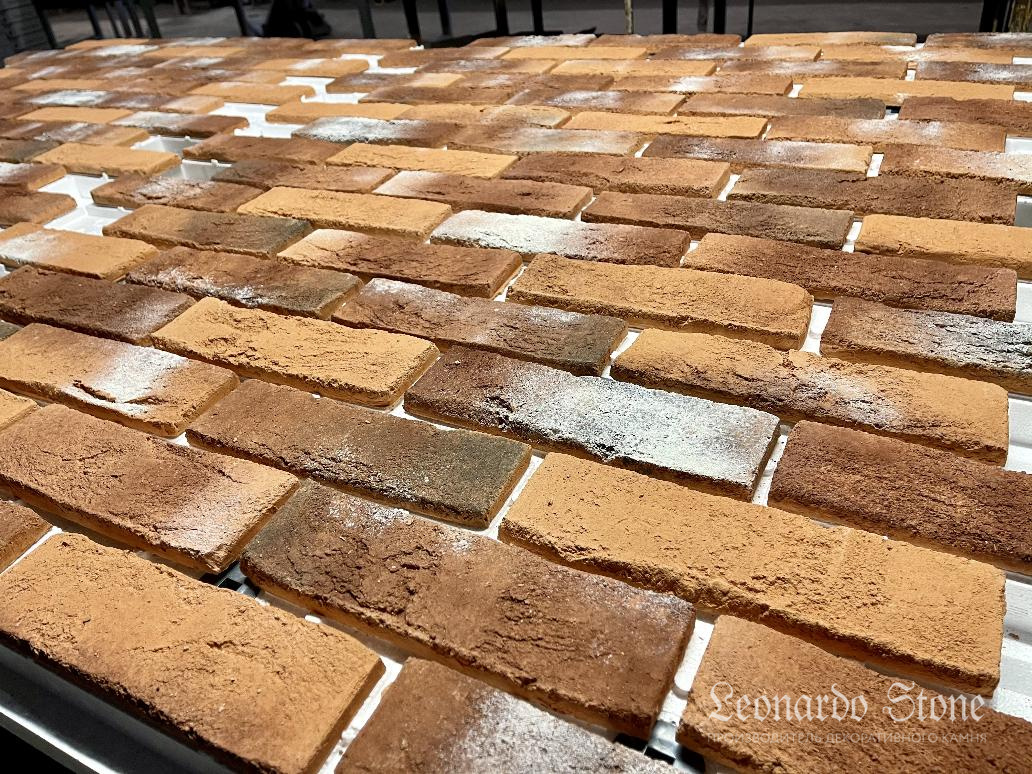 Leonardo Stone Термопанель Плоскость Дижон 490 1000х640х60мм 0,64м2/шт купить в Санкт-Петербурге