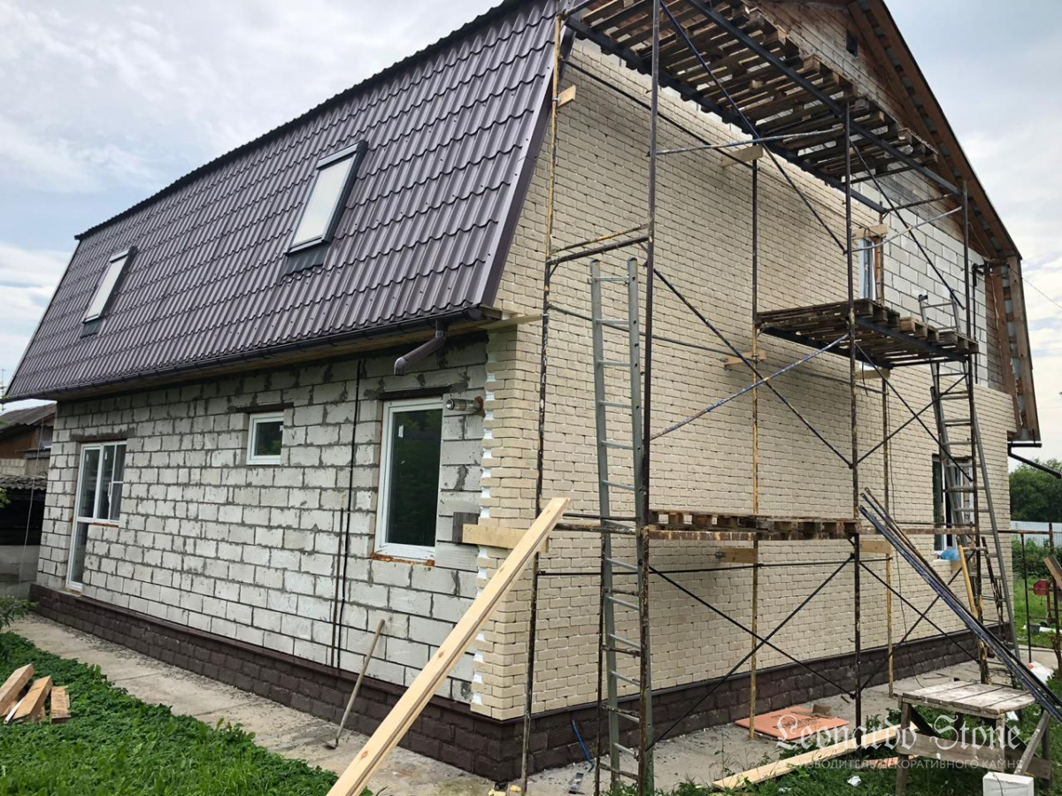 Leonardo Stone Термопанель Углы Дижон 404 370х370х640х60мм 0,64пог. м/шт купить в Санкт-Петербурге